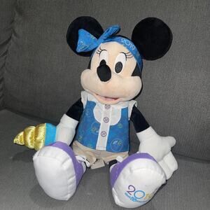 Disney Parks Exclusive 2019 Minnie Mouse 15" Plush Walt Disney World